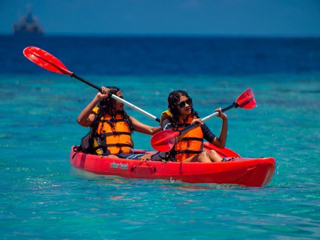 Ihaven Thulusdhoo Hotell Exteriör bild